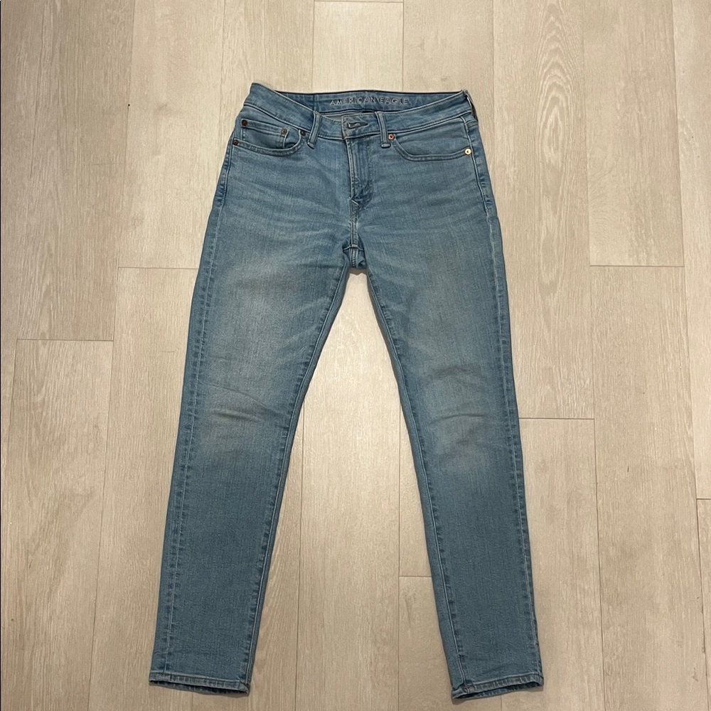 American Eagle Outfitters Light Blue Skinny Jeans